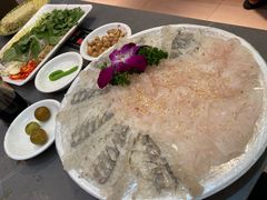 -官塘陈记鱼生·潮汕砂锅粥·牛肉火锅(潮枫路总店)