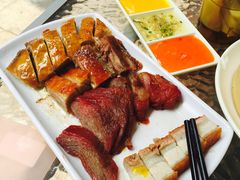 -新大咀港式茶餐厅(宝山万达店)
