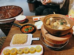 -阿润打边炉·鲜切鸡煲(华漕店)