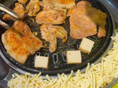 -胡悦里韩式烤肉(芝罘万达广场店)