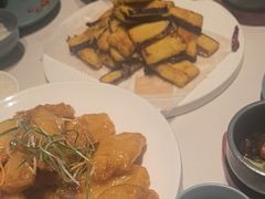 -老周家酱卤猪蹄私房菜(克拉玛依西街店)