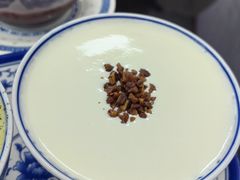 海盐奶盖双皮奶-百花传统甜品店(原址店)