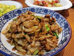 白辣椒炒肉-胡胖子专业长沙菜(衡山路店)