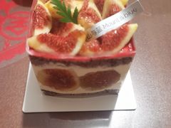 -山与蓝·轻糖鲜果蛋糕(勒泰店)