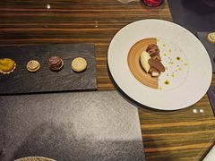 -L'ATELIER de Joel Robuchon(外滩18号店)