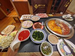 -沸炉重庆老火锅(军事博物馆店)