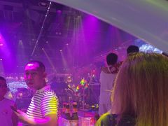 -喜鹊音乐酒馆(西街店)