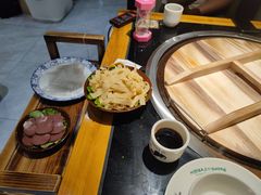 -许大亮淄博烧烤·自助鲜牛肉火锅(大江东宝龙店)
