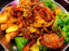 鱿鱼炒五花肉-富乐满韩国正宗炸鸡韩国料理(虹泉路店)