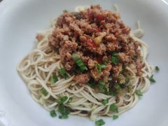 特色川味杂酱面-上海特色小笼店(铁岭路90弄小区店)