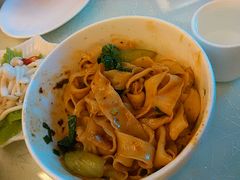大碗油泼面-玉华宫宾馆·餐厅(铜川驻京办店)