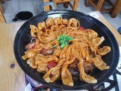 嘎鱼粘卷子-八次方密云水库鱼粘卷子·熏鸽子·农家菜