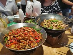 -费大厨辣椒炒肉(万家丽一店)