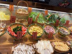 -一绪に和牛寿喜烧(罗湖益田假日店)