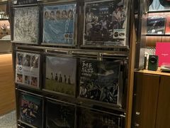 -黑胶星球(华发中城商都店)