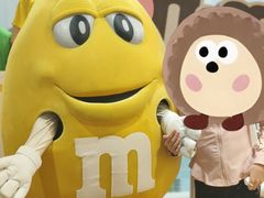 -m豆巧克力世界(上海世茂广场店)