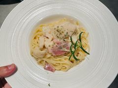 -洪小鹏生活美学馆(领SHOW天地店)