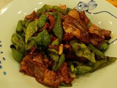 -鑫巴蜀小镇 · 水煮鱼专研店(玉桥店)