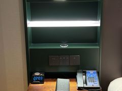 -上海虹桥祥源希尔顿酒店