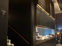 -铭牛烧肉·和牛海鲜自助(高新月牙湖店)