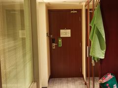 -上海浦东假日酒店