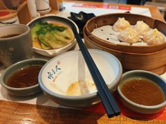 -馋三尺蟹粉小笼(人民广场店)