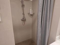 -秘境影院式酒店(苏州平江万达广场店)