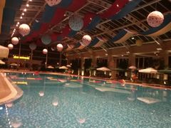 -三岔湖环球融创天堂洲际酒店水乐园