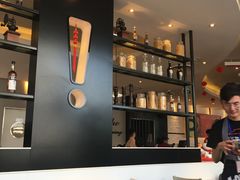 -必胜客(武汉欢乐谷店)