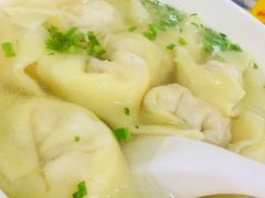 纯鲜肉虾仁大馄饨-潘国仙耳光馄饨(黄家阙路店)
