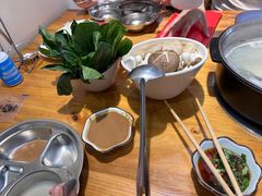 -风情丽江斑鱼火锅(孙家沟西南路80号店)