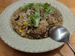 -Dragon Pizza•圆脸龙披萨·牛排餐厅