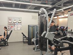 -乐刻运动健身(同曦假日百货店)