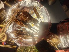 -何师烧烤Pro ·江湖川菜·小龙虾·精酿(太古里旗舰店)