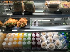 -星巴克(上海虹桥南丰城办公楼店)