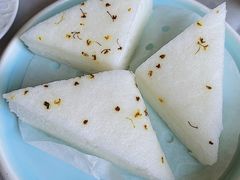 桂花白糖糕-悦湖公馆