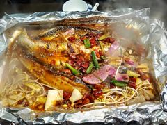 -愿者上钩·纸包鱼(翻身店)