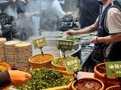 -云阿蛮云南生烫牛肉米线(奉贤路店)