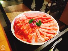 -尚尚仙·酸汤猪手·猪肚鸡火锅(华联万柳购物中心店)