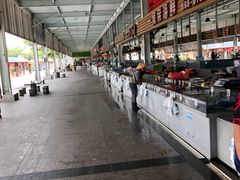 -四川小胡子海鲜(丁村万人海鲜广场店)