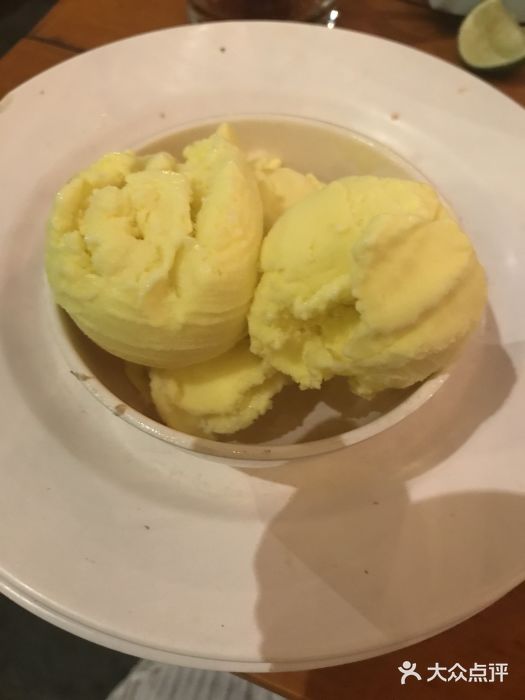 芭提雅Amporn Seafood自助餐厅榴莲冰激凌图片