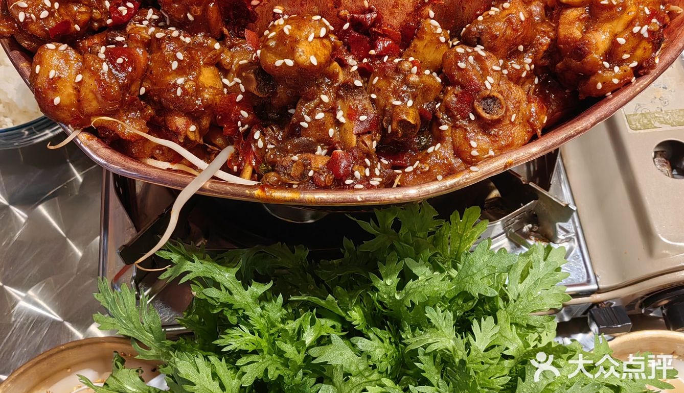 终于吃到火锅鸡了！