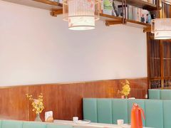 -阿瓦山寨·湘菜现炒·剁椒鱼头王(咸阳总店)