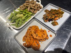 -依呀呀ktv烧烤小串(中山西路店)