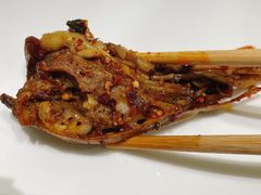 爆辣干锅鸭头-安诚居干锅鸭头(八角店)
