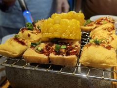 烘烤建水豆腐-雀舞云南菜(乐客城店)