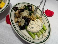 -Mogul Eatery·大亨餐酒馆