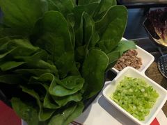 -左庭右院鲜牛肉火锅(金山万达店)