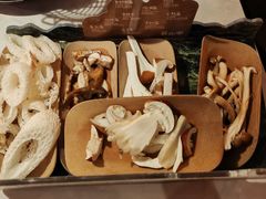 -芸山季·云南野生菌火锅(人民广场来福士店)