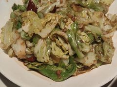 -阿瓦山寨·湘菜现炒·剁椒鱼头王(咸阳总店)